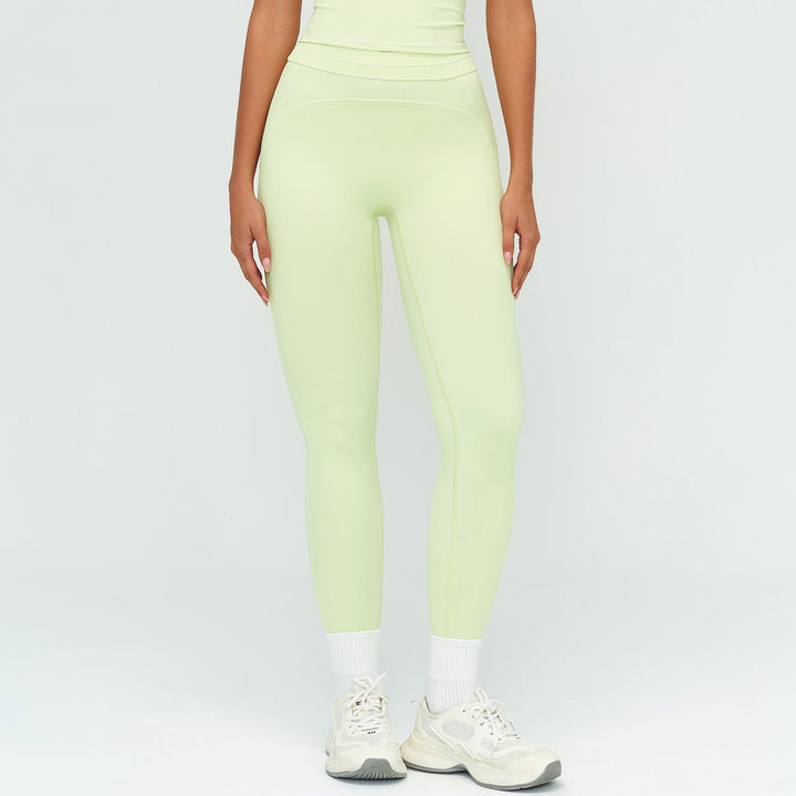 Contrast-Stitch Sculpt Leggings