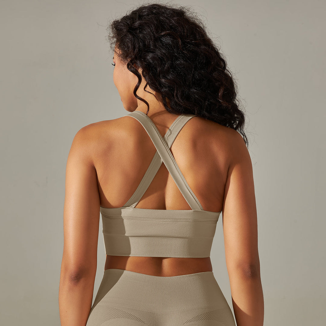 Seamless Cross-Back Sports Bra